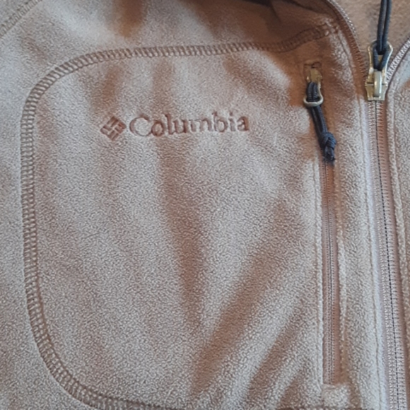 Mens Columbia fleece pullover. - Picture 2 of 4